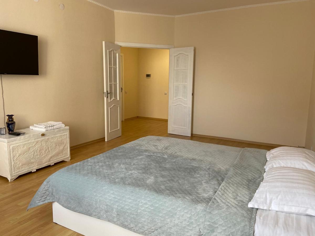 Apartment in the city centre Αστάνα Εξωτερικό φωτογραφία